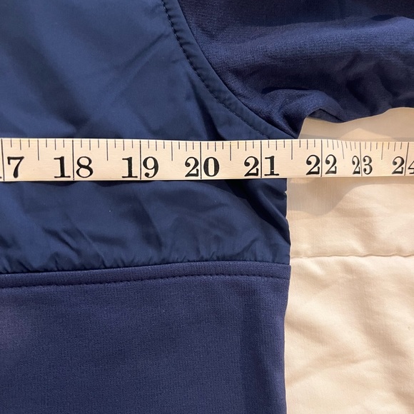 UNTUCKit Ristow Navy Blue Quarter Zip Pullover With Pocket NWT - Picture 11 of 12